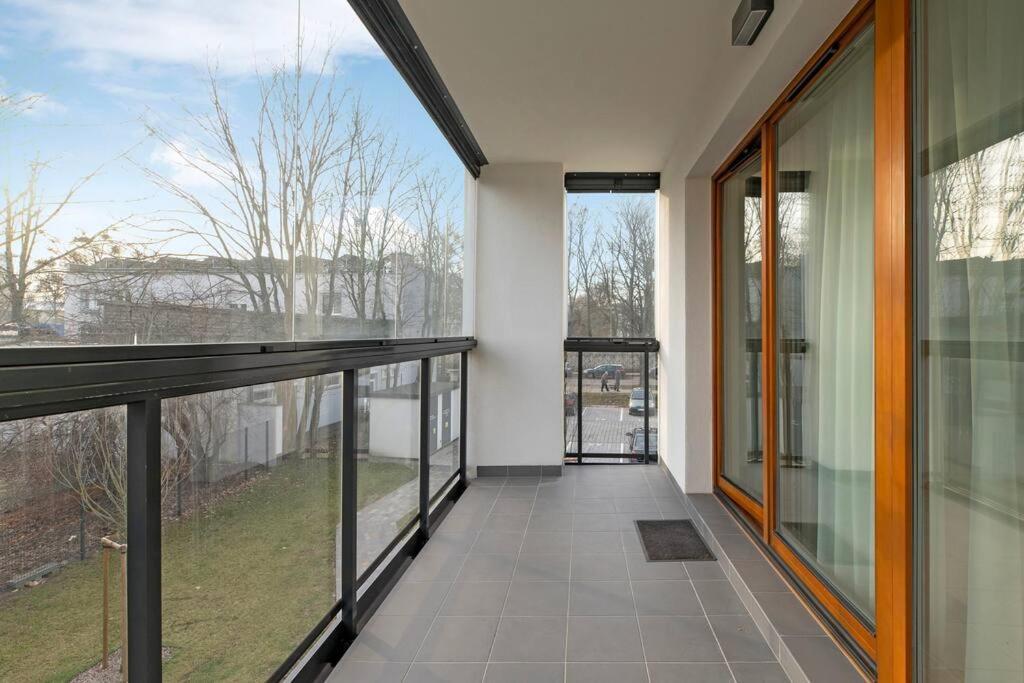 Zajezdnia Wrzeszcz 2 By Grand Apartments Gdansk Exterior foto